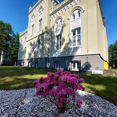 Rezydencja Mysliwska - Apartamenty Кошалин Екстериор снимка