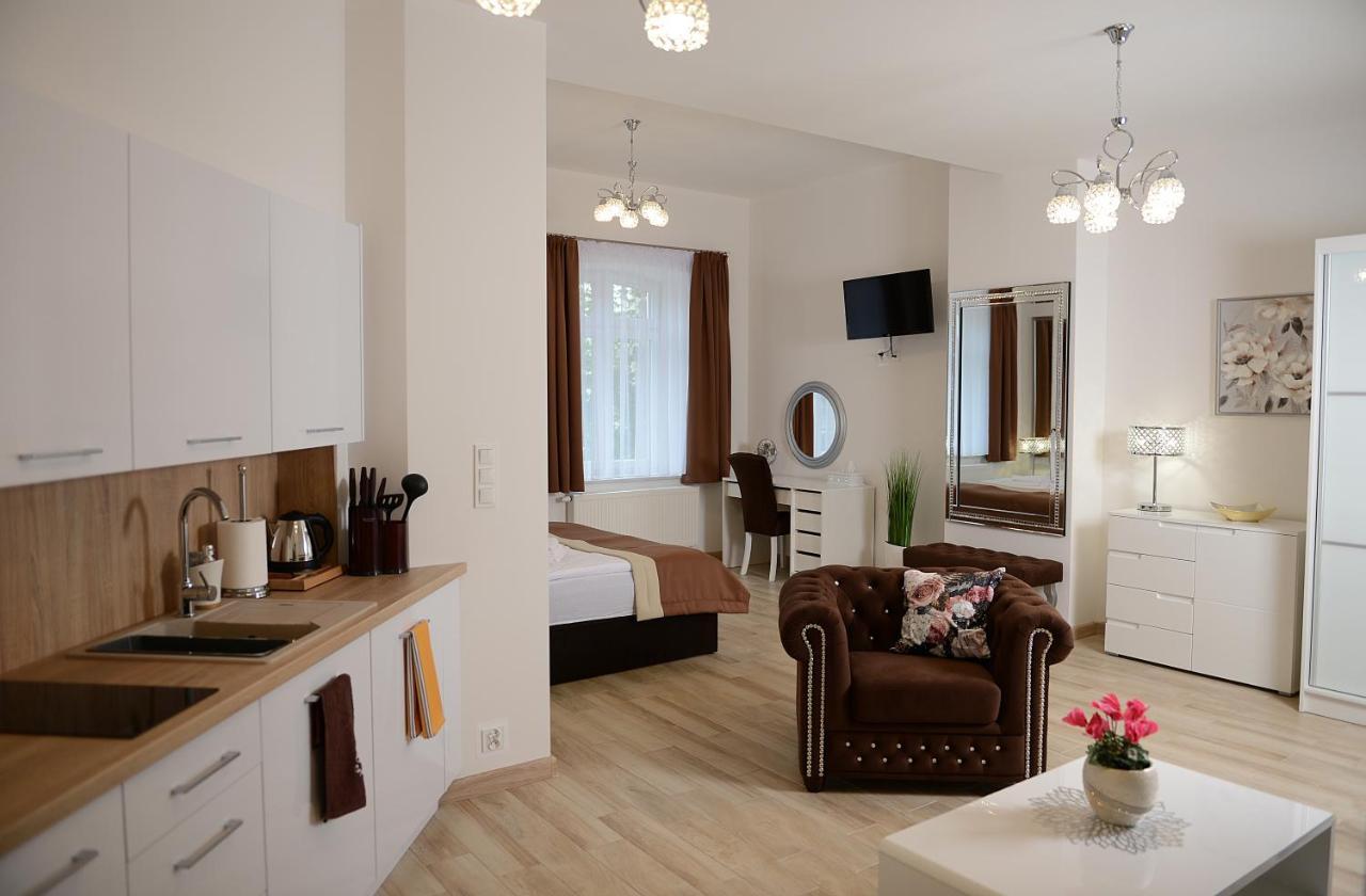Rezydencja Mysliwska - Apartamenty Кошалин Екстериор снимка