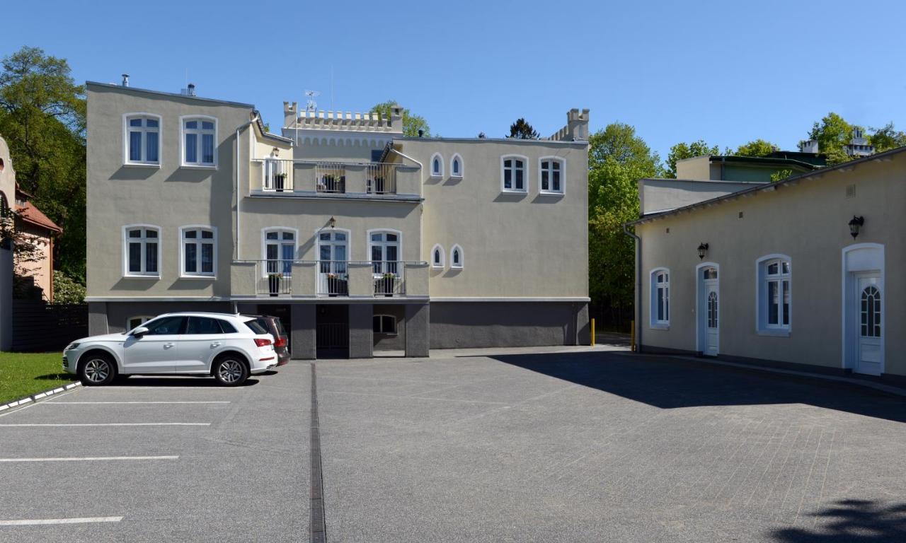 Rezydencja Mysliwska - Apartamenty Кошалин Екстериор снимка